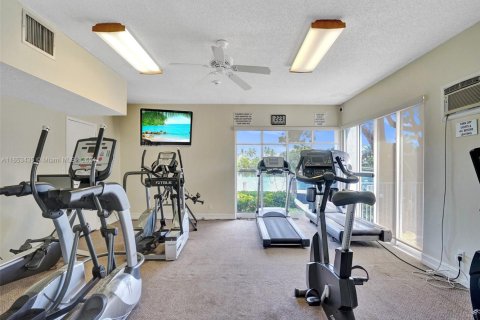 Condominio en venta en Fort Lauderdale, Florida, 1 dormitorio, 83.24 m2 № 1874471 - foto 8