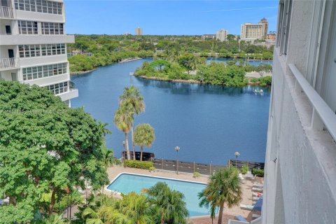 Condominio en venta en Fort Lauderdale, Florida, 1 dormitorio, 83.24 m2 № 1874471 - foto 12