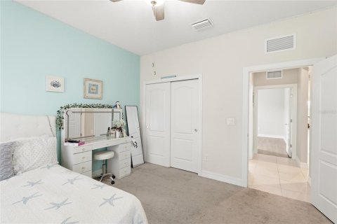 House in Palmetto, Florida 4 bedrooms, 257.15 sq.m. № 2115852 - photo 23
