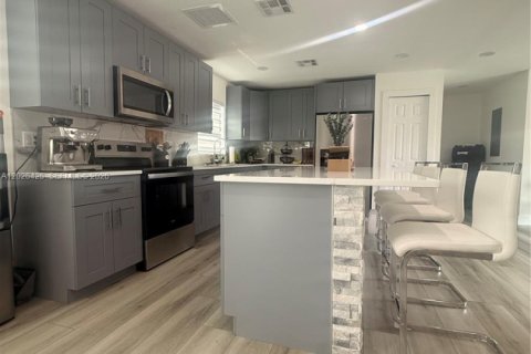 Casa en venta en Clewiston, Florida, 3 dormitorios, 124.86 m2 № 2077921 - foto 15