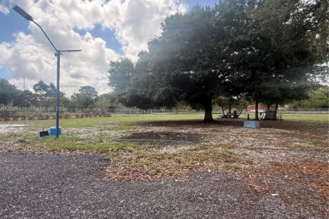 Casa en venta en Clewiston, Florida, 3 dormitorios, 124.86 m2 № 2077921 - foto 7