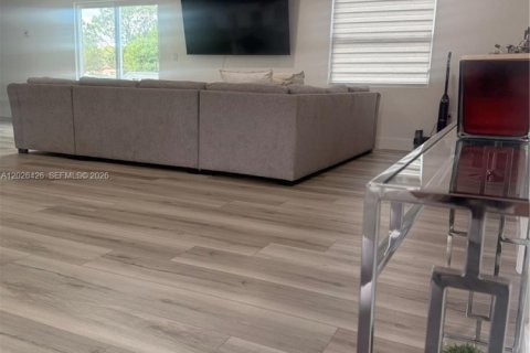 Casa en venta en Clewiston, Florida, 3 dormitorios, 124.86 m2 № 2077921 - foto 12