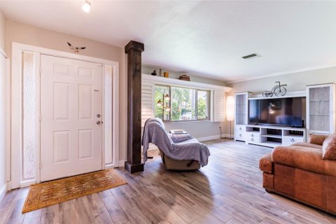 House in Palm Harbor, Florida 3 bedrooms, 153.2 sq.m. № 1848076 - photo 14