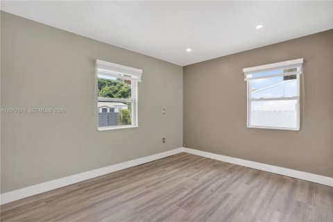 Villa ou maison à vendre à Miami, Floride: 3 chambres, 105.07 m2 № 2172469 - photo 26