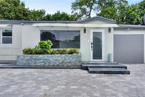 Villa ou maison à vendre à Miami, Floride: 3 chambres, 105.07 m2 № 2172469 - photo 6