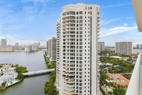 Condo in Aventura, Florida, 3 bedrooms  № 1940164 - photo 27
