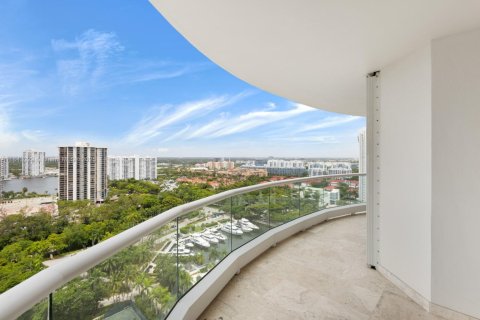 Condo in Aventura, Florida, 3 bedrooms  № 1940164 - photo 7