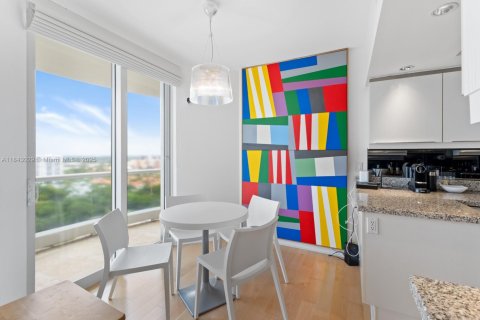 Condo in Aventura, Florida, 3 bedrooms  № 1940164 - photo 8