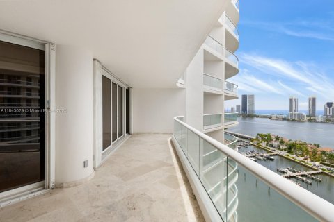 Condo in Aventura, Florida, 3 bedrooms  № 1940164 - photo 12