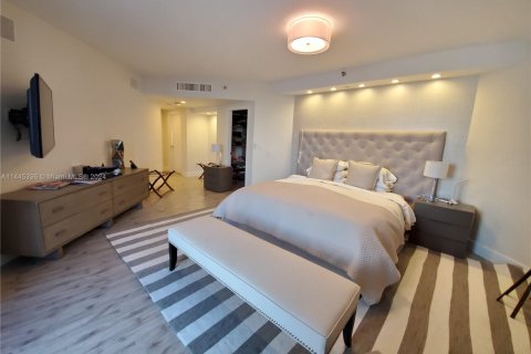 Condominio en alquiler en Aventura, Florida, 3 dormitorios, 242.01 m2 № 1958039 - foto 11
