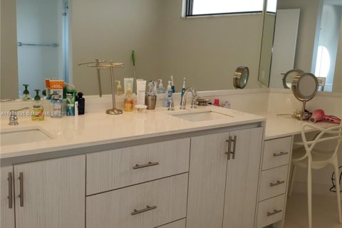 Condominio en alquiler en Aventura, Florida, 3 dormitorios, 242.01 m2 № 1958039 - foto 14