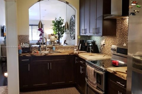Touwnhouse à vendre à Homestead, Floride: 2 chambres, 84.54 m2 № 1863254 - photo 2