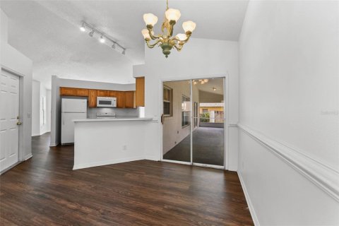 House in Apopka, Florida 3 bedrooms, 156.73 sq.m. № 1879934 - photo 14