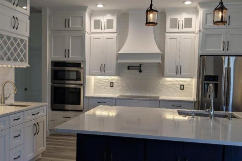 House in Valrico, Florida 5 bedrooms, 259.2 sq.m. № 2377885 - photo 3