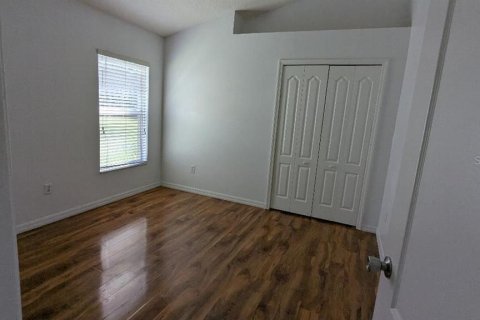 House in Valrico, Florida 5 bedrooms, 259.2 sq.m. № 2377885 - photo 27