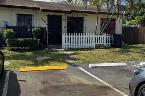 Townhouse in Homestead, Florida 3 bedrooms, 111.48 sq.m. № 1777621 - photo 9