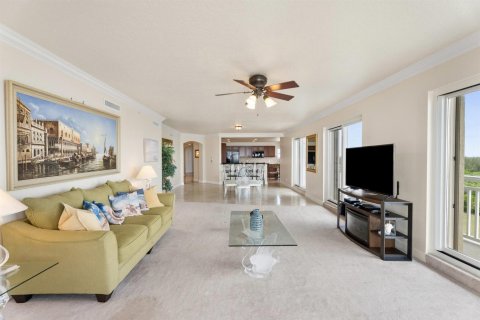 Condo in Hutchinson Island South, Florida, 4 bedrooms № 2185173 - photo 16