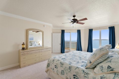 Condo in Hutchinson Island South, Florida, 4 bedrooms № 2185173 - photo 24
