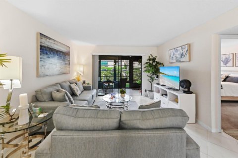Condo in Delray Beach, Florida, 2 bedrooms  № 2362029 - photo 17