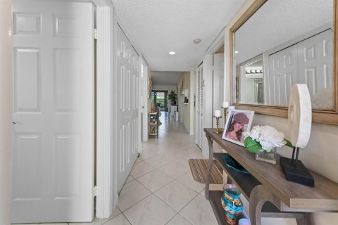 Condo in Delray Beach, Florida, 2 bedrooms  № 2362029 - photo 6