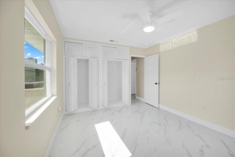 House in Lakeland, Florida 4 bedrooms, 182.83 sq.m. № 2236433 - photo 23