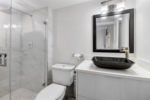 Снять в аренду кондоминиум в Санни-Айлс-Бич, Флорида 2 спальни, 126.07м2, № 1985912 - фото 12