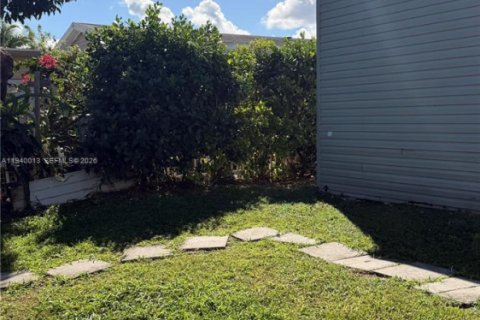 Villa ou maison à vendre à Homestead, Floride: 3 chambres № 1999098 - photo 26