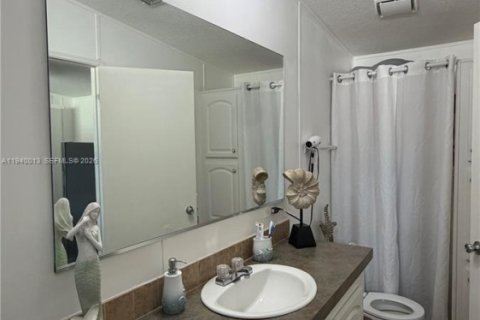 Villa ou maison à vendre à Homestead, Floride: 3 chambres № 1999098 - photo 19