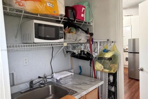 Villa ou maison à vendre à Homestead, Floride: 3 chambres № 1999098 - photo 23