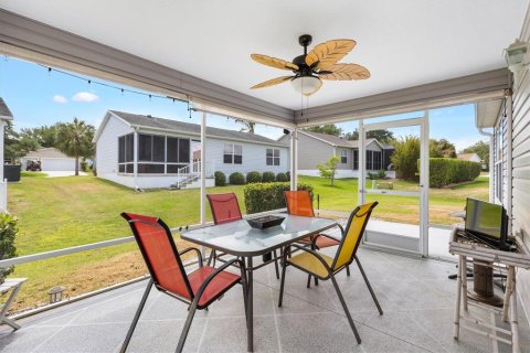 House in The Villages, Florida 2 bedrooms, 115.2 sq.m. № 2212629 - photo 23