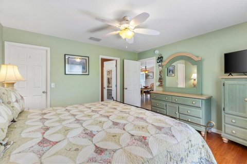 House in The Villages, Florida 2 bedrooms, 115.2 sq.m. № 2212629 - photo 14