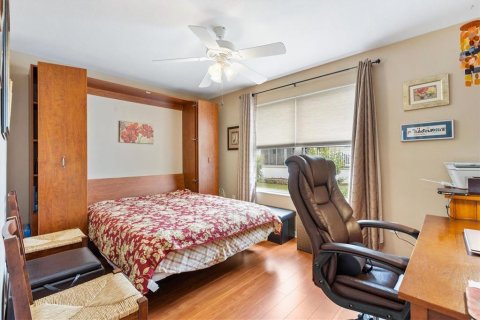 House in The Villages, Florida 2 bedrooms, 115.2 sq.m. № 2212629 - photo 21