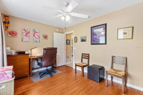 House in The Villages, Florida 2 bedrooms, 115.2 sq.m. № 2212629 - photo 20