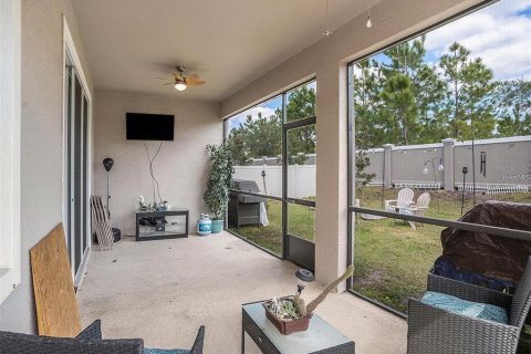 House in Wimauma, Florida 4 bedrooms, 190.82 sq.m. № 1679247 - photo 17