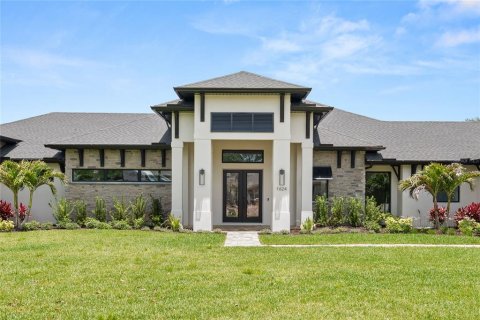 Casa en venta en New Smyrna Beach, Florida, 5 dormitorios, 441.47 m2 № 1725628 - foto 1