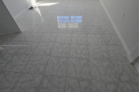 Купить кондоминиум в Авентура, Флорида 1 спальня, 71.35м2, № 1974326 - фото 2