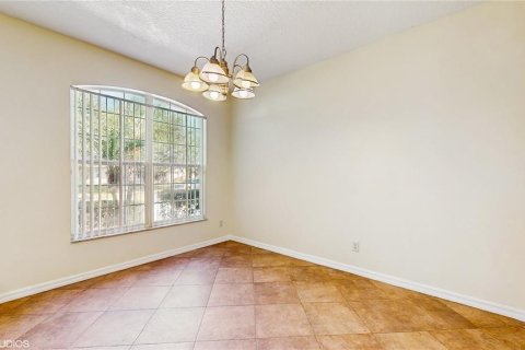 Casa en venta en Kissimmee, Florida, 4 dormitorios, 234.11 m2 № 1850009 - foto 7