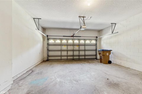 Casa en venta en Kissimmee, Florida, 4 dormitorios, 234.11 m2 № 1850009 - foto 28