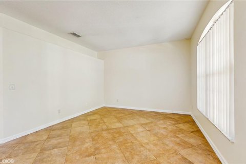 Casa en venta en Kissimmee, Florida, 4 dormitorios, 234.11 m2 № 1850009 - foto 26