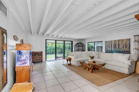 Снять в аренду виллу или дом в Майами, Флорида 4 спальни, 196.58м2, № 1925055 - фото 8