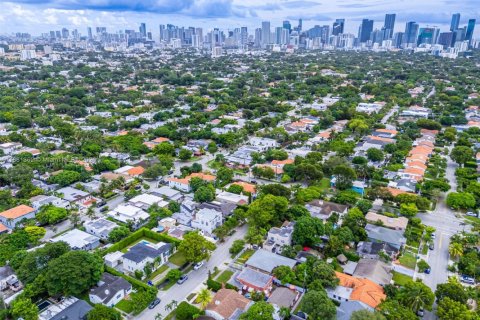 Снять в аренду виллу или дом в Майами, Флорида 4 спальни, 196.58м2, № 1925055 - фото 28