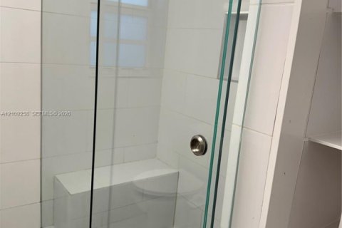 Condominio en alquiler en Miami Beach, Florida, 1 dormitorio, 50.45 m2 № 2428250 - foto 8