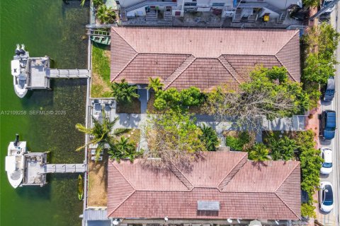 Condominio en alquiler en Miami Beach, Florida, 1 dormitorio, 50.45 m2 № 2428250 - foto 20