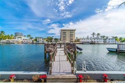 Condominio en alquiler en Miami Beach, Florida, 1 dormitorio, 50.45 m2 № 2428250 - foto 24
