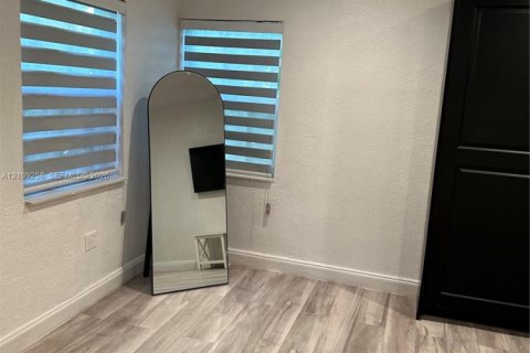 Condominio en alquiler en Miami Beach, Florida, 1 dormitorio, 50.45 m2 № 2428250 - foto 5