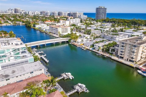 Condominio en alquiler en Miami Beach, Florida, 1 dormitorio, 50.45 m2 № 2428250 - foto 21