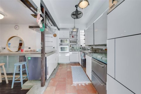 Купить кондоминиум в Майами-Бич, Флорида 3 спальни, 156.08м2, № 1982470 - фото 8