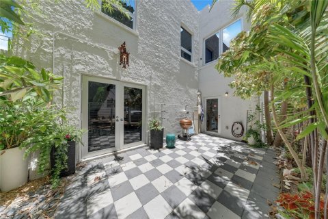 Купить кондоминиум в Майами-Бич, Флорида 3 спальни, 156.08м2, № 1982470 - фото 17