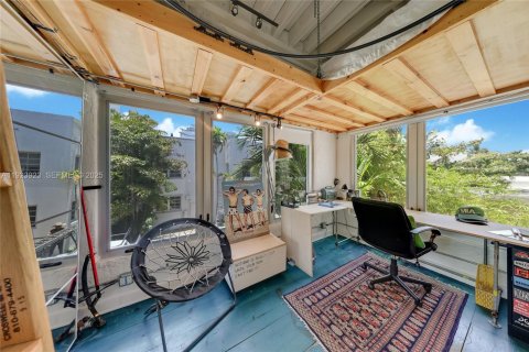 Купить кондоминиум в Майами-Бич, Флорида 3 спальни, 156.08м2, № 1982470 - фото 16