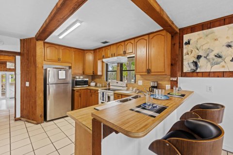 Commercial property in St. Lucie, Florida 603.59 sq.m. № 2176687 - photo 16